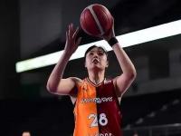 半岛体育入口-李月汝砍赛季新高11分9篮板！WNBA飞翼擒太阳(李月汝比赛视频)