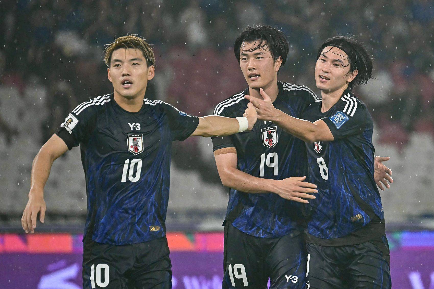 日本亚冠冠军两连败出局！亚洲4队世俱杯5战0胜的简单介绍